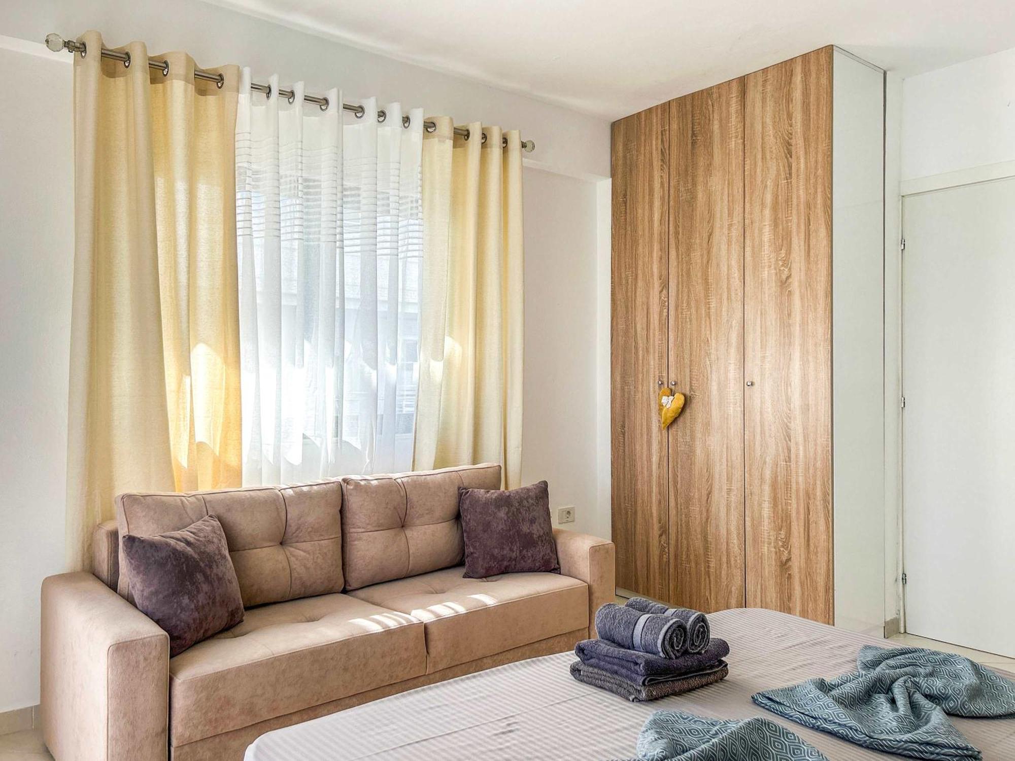 Dopamine 729 Golem (Tirana)