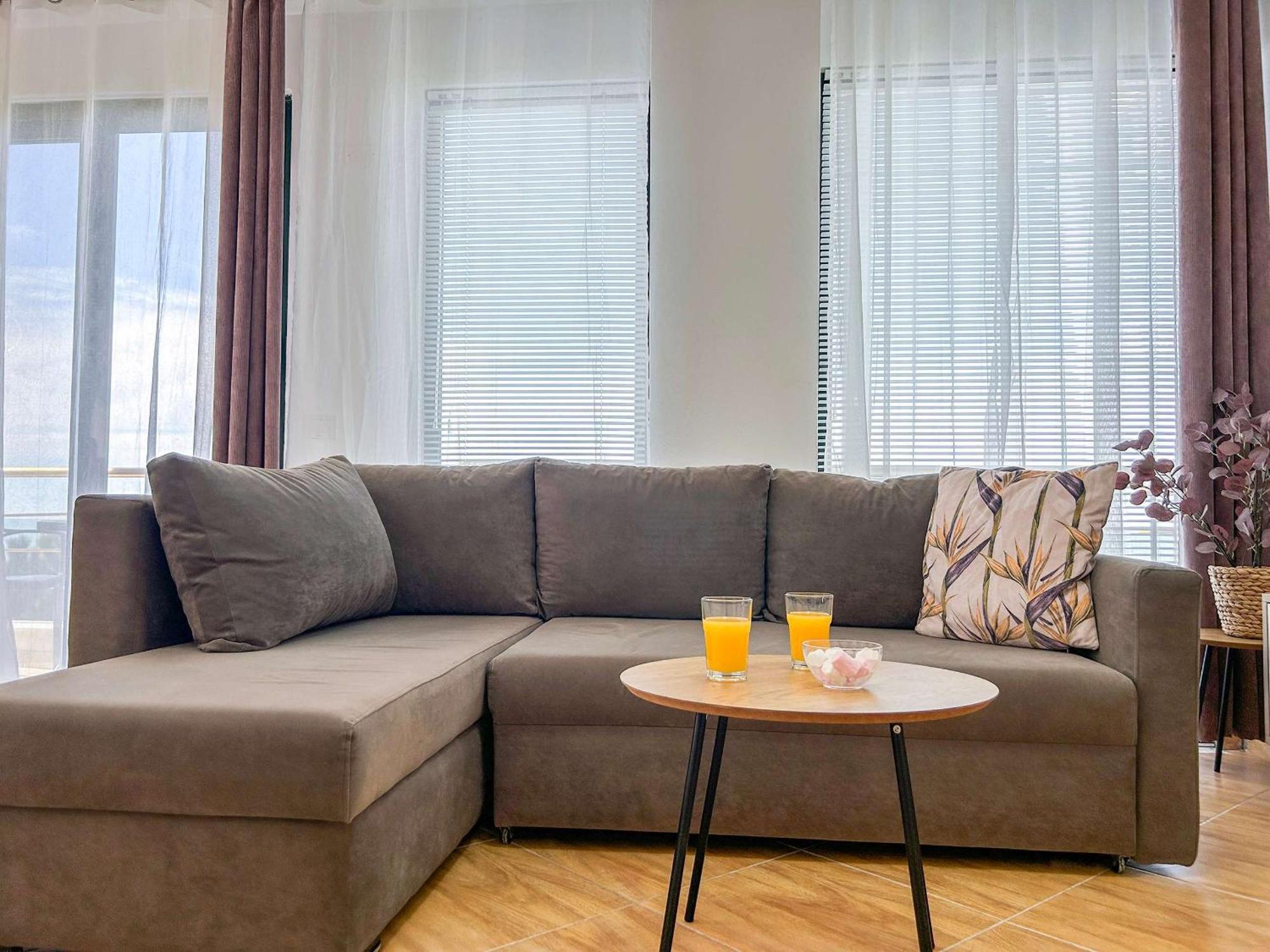 Apartment Dopamine 729